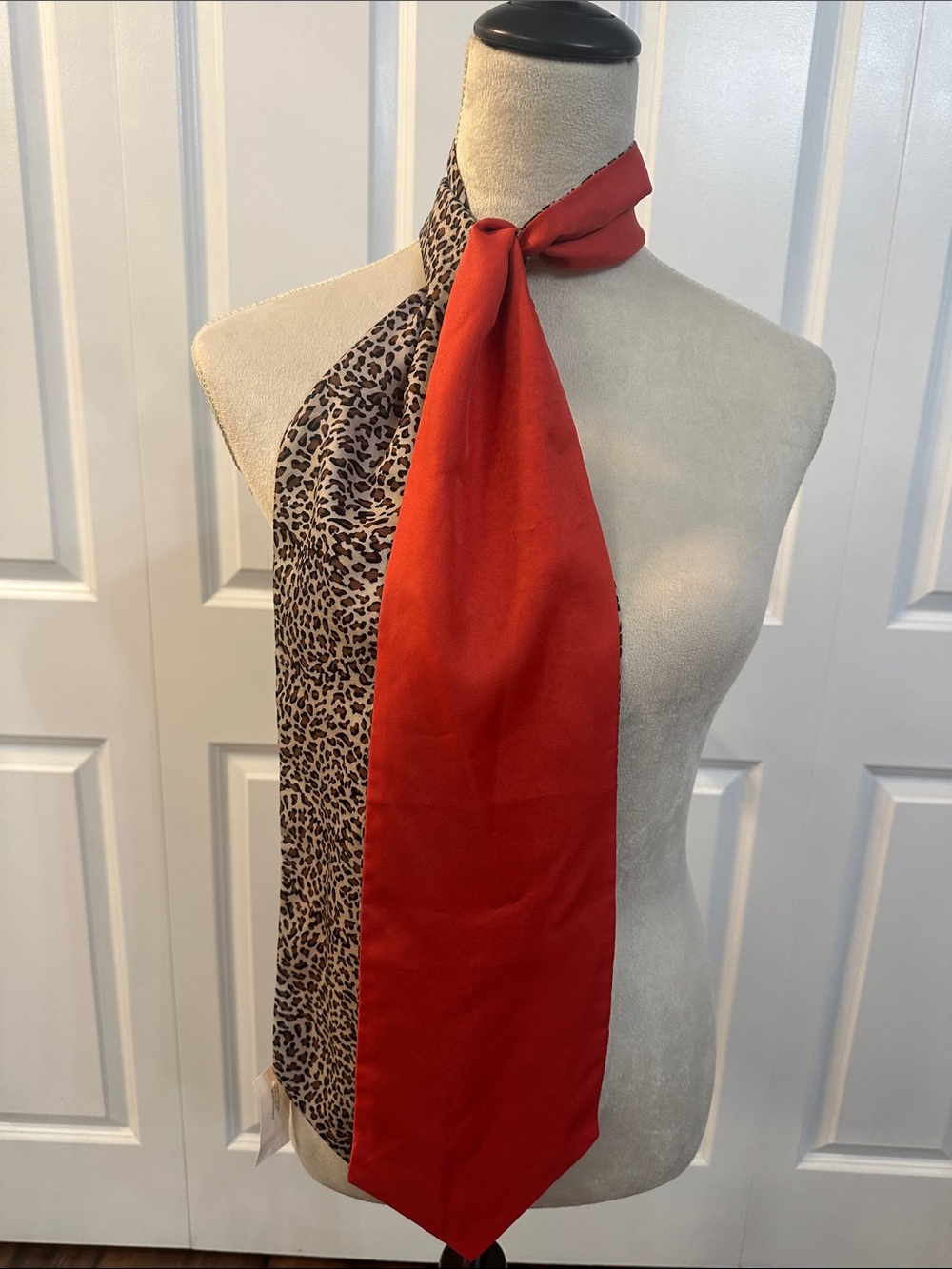 NWT scarf - Picture 8 of 8